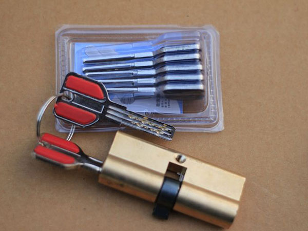 镇康24小时上门开锁公司